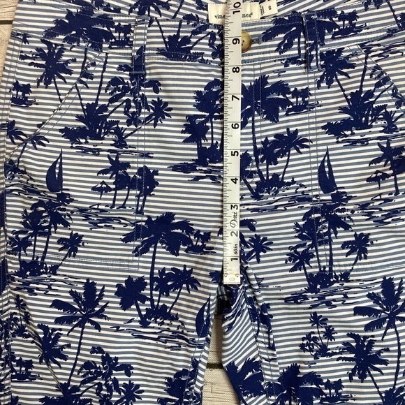 Vineyard Vines Island Scene Skinny Pants - Picture 8 of 10